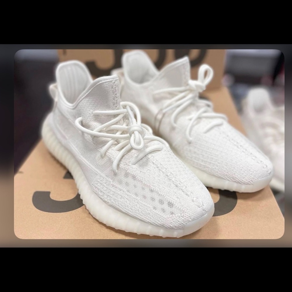 Yeezy Boost 350 V2 Bones